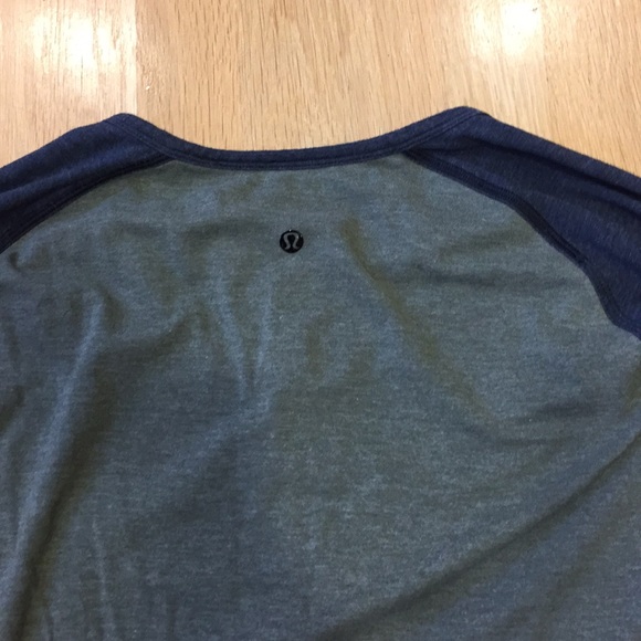 Lululemon XL charcoal green Henley, comfortable! - Picture 4 of 4
